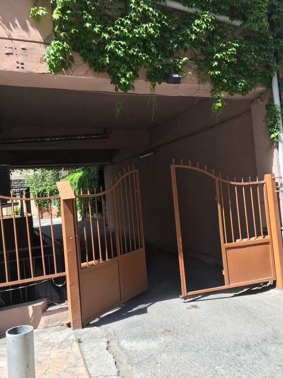 Rustaveli Apartment City Centre Tbilisi Eksteriør billede