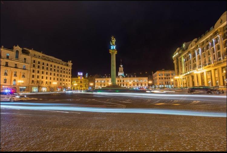Rustaveli Apartment City Centre Tbilisi Eksteriør billede