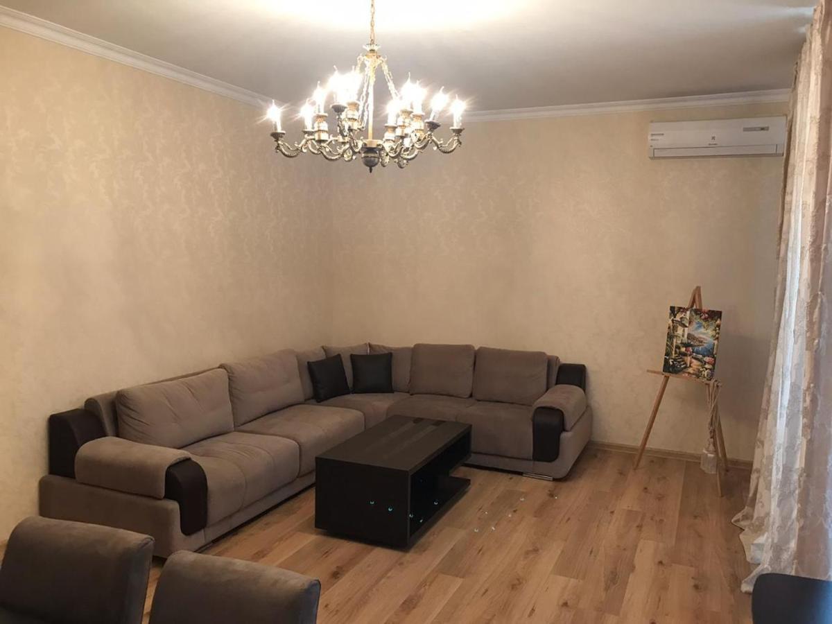 Rustaveli Apartment City Centre Tbilisi Eksteriør billede